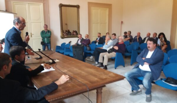 Assemblea pubblica Massa 06.10.2017